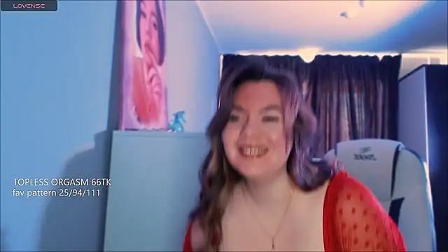 Aura boobss online show from February 3, 2026, 8:30 am