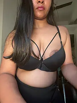 luv johrrra online show from July 6, 2026, 5:04 am