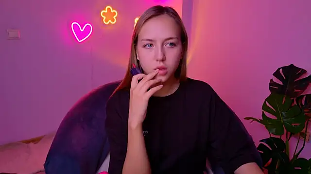 CindySparkl online show from June 4, 2026, 3:34 am