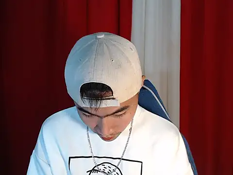 Snapshot of Siege_cum69 chatting on February 13, 2026, 7:43 pm Siege cum69 online show from February 13, 2026, 7:43 pm