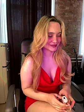 Chloe Ravens online show from October 19, 2025, 6:14 am