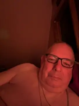CharlieWeaver22 online show from July 6, 2026, 1:57 am