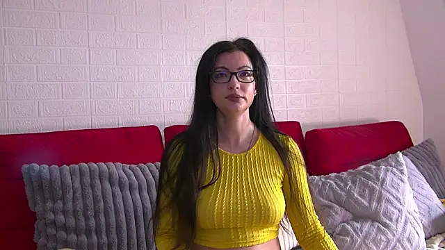 Snapshot of OpheliaZainne chatting on February 4, 2026, 9:15 am OpheliaZainne online show from February 4, 2026, 9:15 am