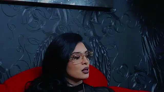 DevashaQueenX online show from April 16, 2026, 7:42 am