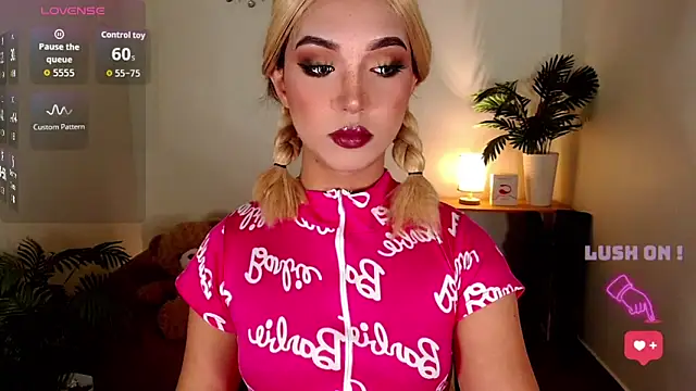 UrasianBIGcock696 online show from February 11, 2026, 2:33 pm