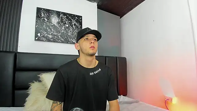 Snapshot of Mathewboy1 chatting on February 17, 2026, 11:29 am Mathewboy1 online show from February 17, 2026, 11:29 am