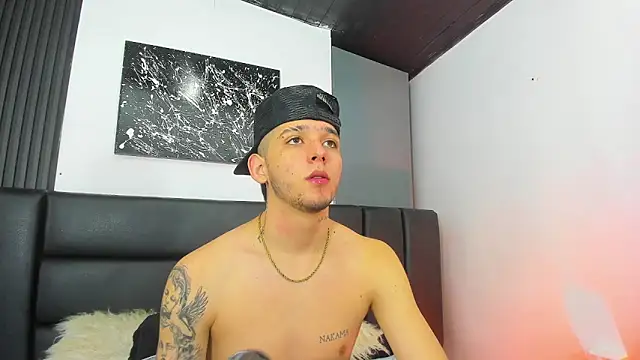 Snapshot of Mathewboy1 chatting on February 18, 2026, 11:50 am Mathewboy1 online show from February 18, 2026, 11:50 am