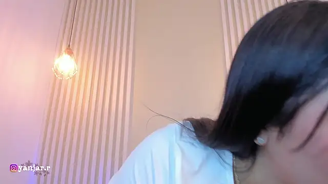 Snapshot of babe_katty chatting on November 13, 2025, 11:42 am babe katty online show from November 13, 2025, 11:42 am