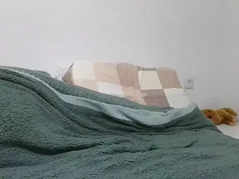 fergi1999 online show from February 13, 2026, 3:52 pm