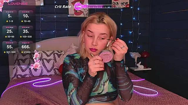 Crystal Jull online show from April 17, 2026, 9:40 pm