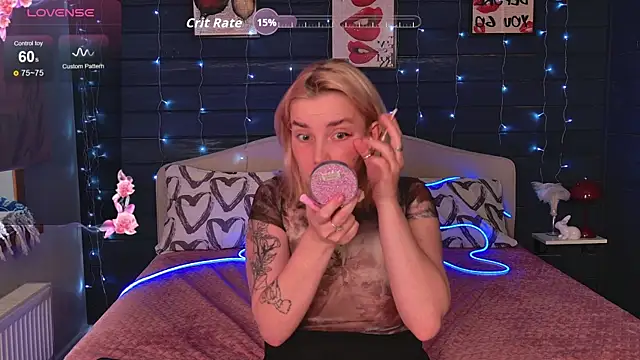 Crystal Jull online show from April 19, 2026, 5:40 am