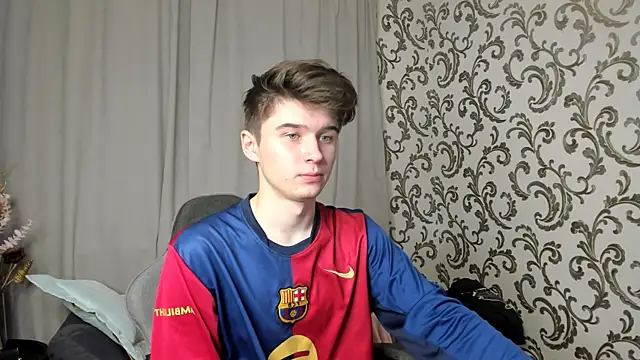 SherlockMax online show from October 12, 2025, 7:13 pm