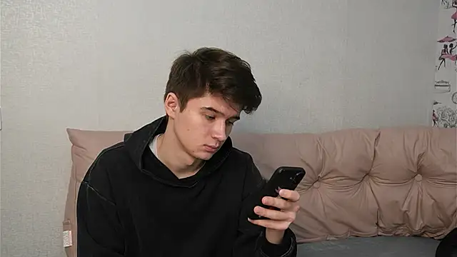 SherlockMax online show from October 23, 2025, 7:12 pm