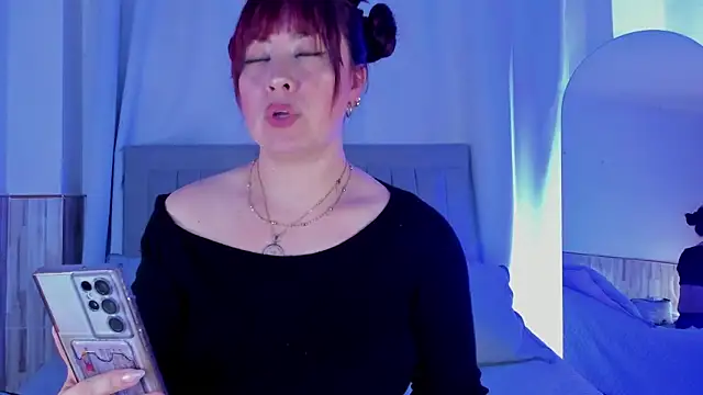 AnastasiaGreey online show from July 17, 2026, 9:30 pm