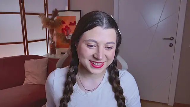 Queen Michelle  online show from January 13, 2026, 9:09 pm