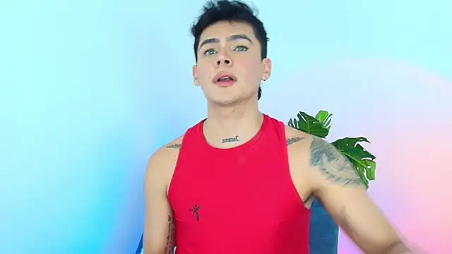 Snapshot of CamiiGuzmanX chatting on October 24, 2025, 7:54 pm CamiiGuzmanX online show from October 24, 2025, 7:54 pm