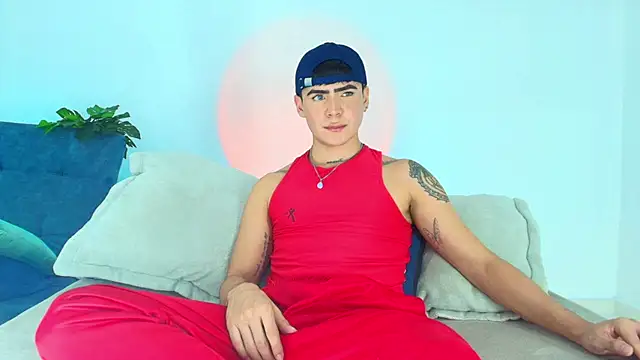 Snapshot of CamiiGuzmanX chatting on November 6, 2025, 8:54 pm CamiiGuzmanX online show from November 6, 2025, 8:54 pm