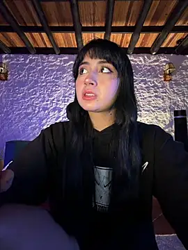 kaori 77 online show from March 31, 2026, 4:57 am