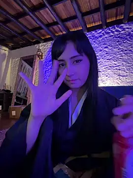 kaori 77 online show from April 11, 2026, 5:12 am