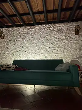 kaori 77 online show from April 15, 2026, 3:35 am