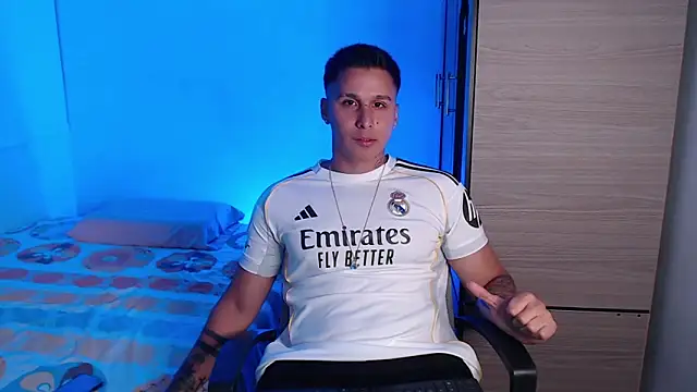 valentinosex1 online show from April 9, 2026, 10:26 pm