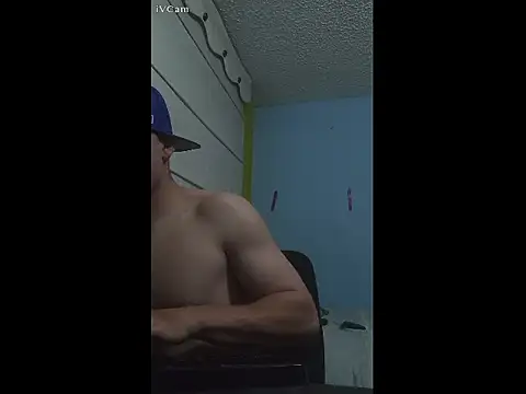 Snapshot of Saantiiagoooo chatting on April 13, 2026, 6:08 am Saantiiagoooo online show from April 13, 2026, 6:08 am