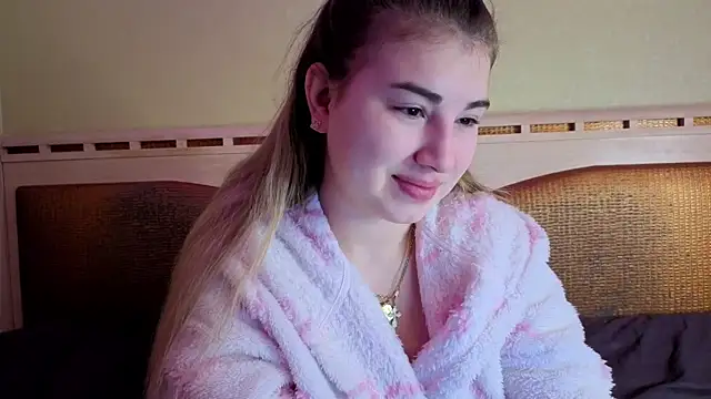 sugarskitty online show from February 25, 2026, 12:04 pm