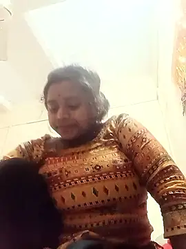 Hot crety online show from January 19, 2026, 5:44 am