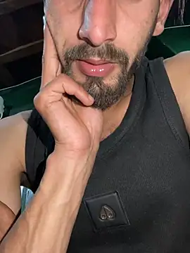 lyath3245 online show from April 4, 2026, 9:40 am