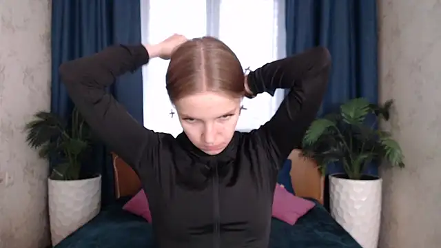 HitGyrl online show from February 9, 2026, 8:18 am