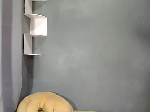 urseductivebarbie xx online show from October 29, 2025, 12:13 am