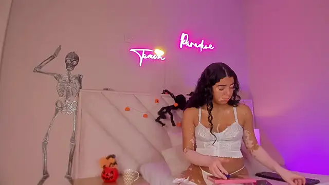 Snapshot of _wendy_x chatting on November 1, 2025, 11:34 am wendy x online show from November 1, 2025, 11:34 am