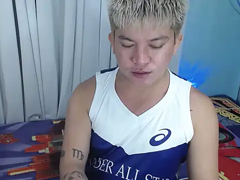 Snapshot of Fuckboii_intown chatting on November 17, 2025, 11:38 am Fuckboii intown online show from November 17, 2025, 11:38 am