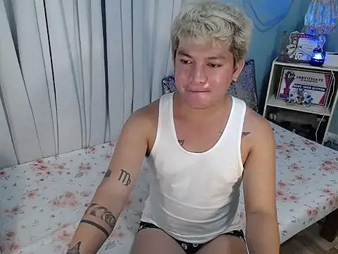 Snapshot of Fuckboii_intown chatting on December 1, 2025, 6:46 pm Fuckboii intown online show from December 1, 2025, 6:46 pm