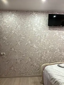 ElliRose online show from November 11, 2025, 7:19 am