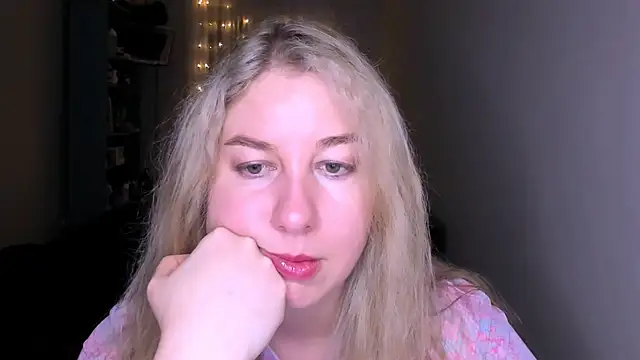 NancySanders online show from April 23, 2026, 3:58 pm