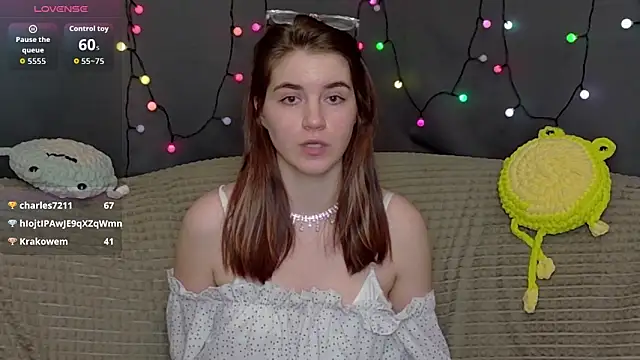 ElzaBlis online show from January 5, 2026, 5:27 pm