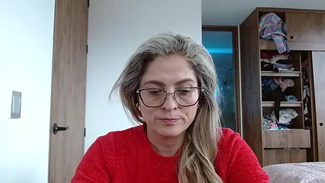 Snapshot of linda-mature43 chatting on September 15, 2025, 6:52 pm linda-mature43 online show from September 15, 2025, 6:52 pm