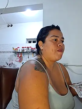 NARNYALABELLA online show from November 1, 2025, 12:23 am