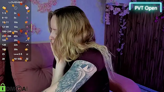 Rina Panic online show from November 15, 2025, 12:08 am