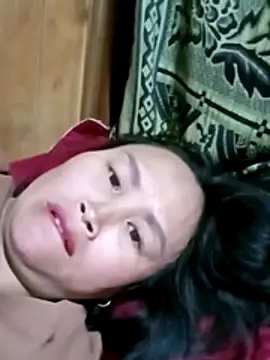 maple694 online show from December 2, 2025, 12:43 pm