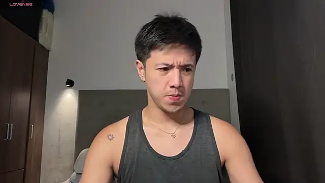 Addictiveboi online show from June 5, 2026, 4:52 am