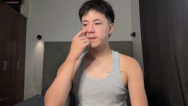 Addictiveboi online show from June 25, 2026, 3:28 am