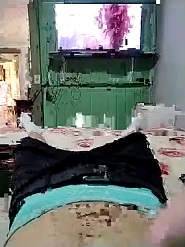 12dery online show from October 14, 2025, 1:12 pm