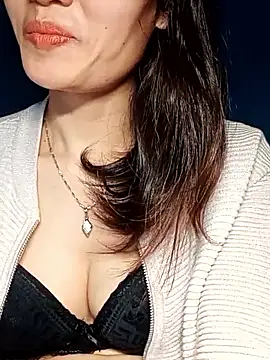 Hinna x online show from December 16, 2025, 8:41 am