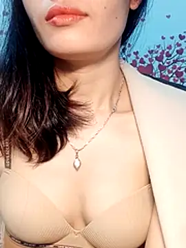 Hinna x online show from January 5, 2026, 8:23 pm