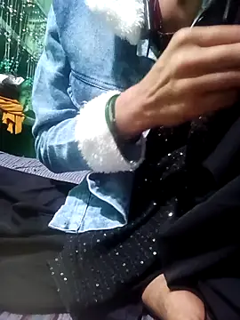 kajalbhabhi44 online show from December 15, 2025, 12:53 pm