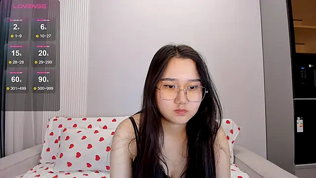 yoon shin online show from November 15, 2025, 4:32 am