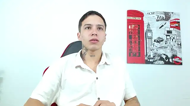 Snapshot of Cumandres18 chatting on February 13, 2026, 3:08 pm Cumandres18 online show from February 13, 2026, 3:08 pm