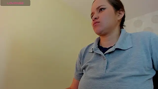 GIANAMILLER6 online show from October 20, 2025, 12:16 pm